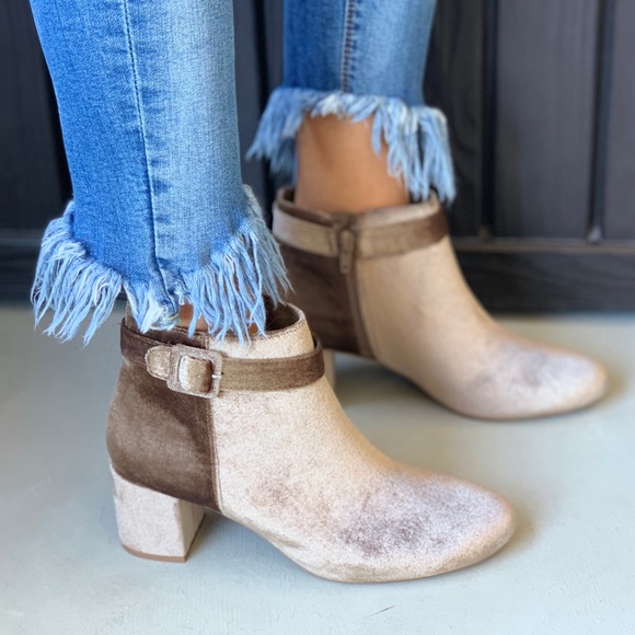 Urban Outfitters Shoes - Champagne Crushed Velvet Buckled Ankle Bootie
